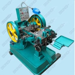 銀點(diǎn)自動(dòng)鉚合機(jī)