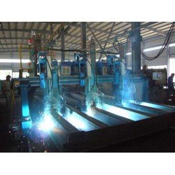 科勝數控龍門式焊接專機制作商，龍門式焊接專機價格實惠。