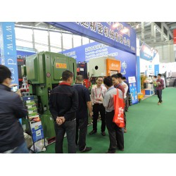 進口沖床電控系統設計更改公司 電話：13450007655