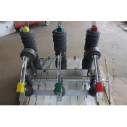 真空斷路器代理加盟，哪里可以買到高性價ZW32-12真空斷路器