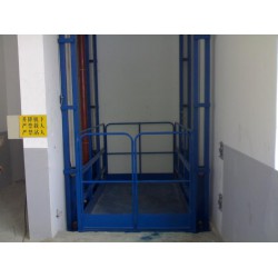 北京升降貨梯 規模大的升降貨梯公司推*