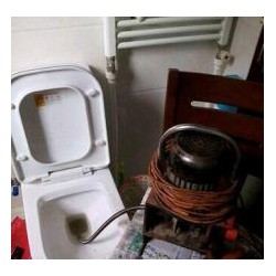 ！！西安市專業清洗地暖管道，清理化糞池。13149282371