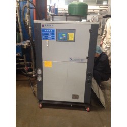 BS風冷式冷水機，上海水冷式冷水機，BSL螺桿式冷水機