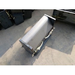 現澆預制路沿石鋼模具