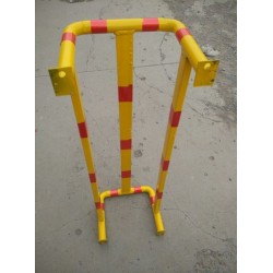 供應(yīng)山東消防管道防撞護(hù)欄廠家直銷，燃?xì)夤艿雷o(hù)欄定做