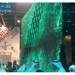 LED伸縮波浪屏價格,凹凸波浪顯示屏廠家,旋轉折疊魔方柱屏