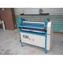 720雙面上膠膠水機(jī)、雙面商標(biāo)過膠機(jī)、雙面白膠機(jī)