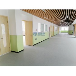 學校環境就是要安裝樹脂板安全有保丈藍品盾