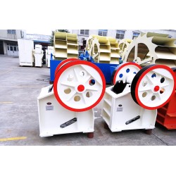 顎式破碎機生產前注意這些，平穩運行高產不在話下Z98