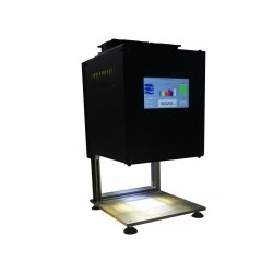 [班固科技]小型LED太陽光模擬器全光譜段覆蓋穩定靈活性強